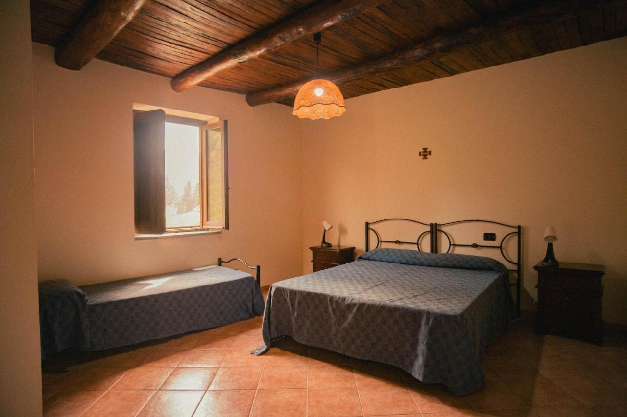 I Cedri Agriturismo Biologico Orsomarso Exterior photo